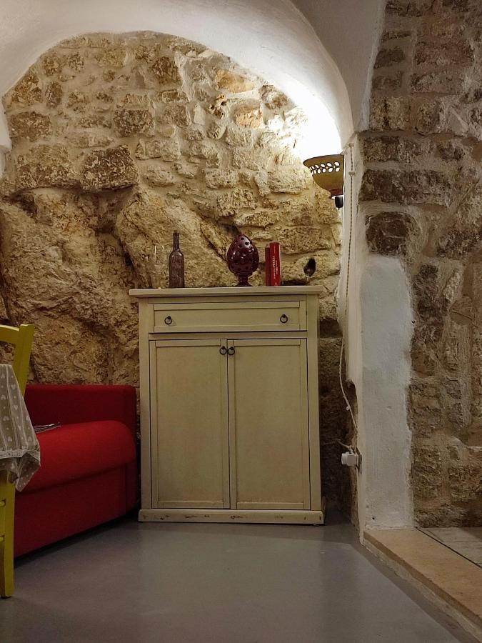 Апартаменти Ostuni- Casa Cisterna Porta San Demetrio Екстер'єр фото